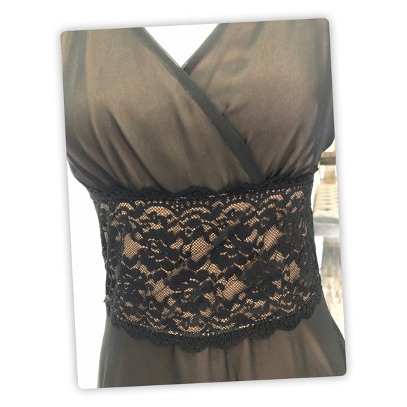 Beautiful Black Dress - Picture 4 of 8